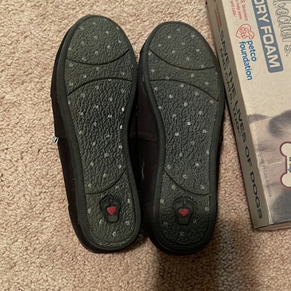 Bobs - Picture 6 of 9